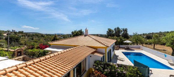 4 bedrooms Villa in Loule, Portugal No. 131014 2