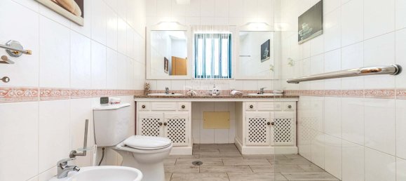 4 bedrooms Villa in Loule, Portugal No. 131014 40