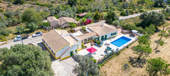 4 bedrooms Villa in Loule, Portugal No. 131014 18