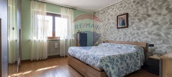 6 rooms House in Vanzaghello, Italy No. 54508 11