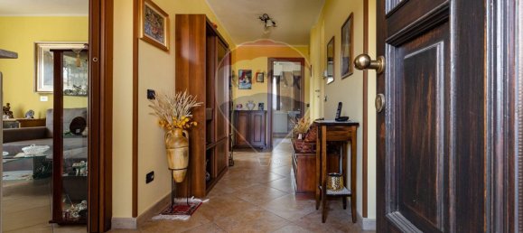 6 rooms House in Vanzaghello, Italy No. 54508 7