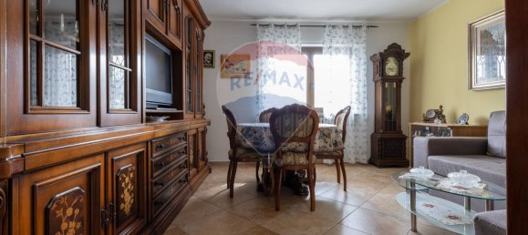 6 rooms House in Vanzaghello, Italy No. 54508 2