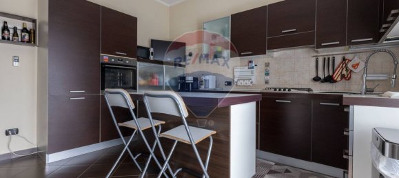6 rooms House in Vanzaghello, Italy No. 54508 39