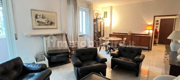 2 Schlafzimmer Wohnung in Milan, Italy, Nr. 319949 8