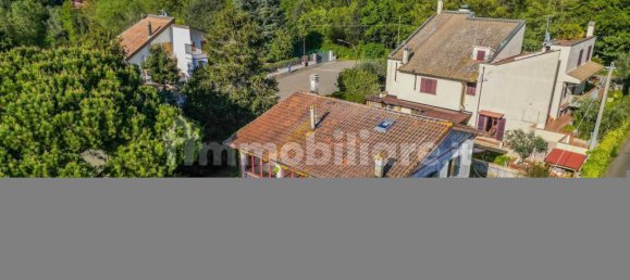 4 bedrooms Villa in Montaione, Italy No. 125090 13