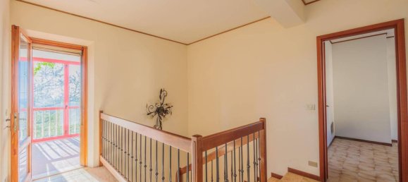 4 bedrooms Villa in Montaione, Italy No. 125090 36