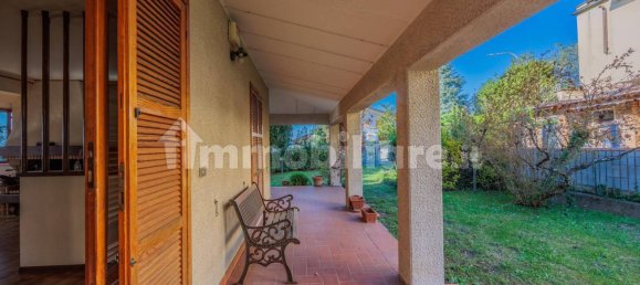4 bedrooms Villa in Montaione, Italy No. 125090 4