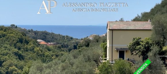 4 bedrooms House in Lavagna, Italy No. 352328 6