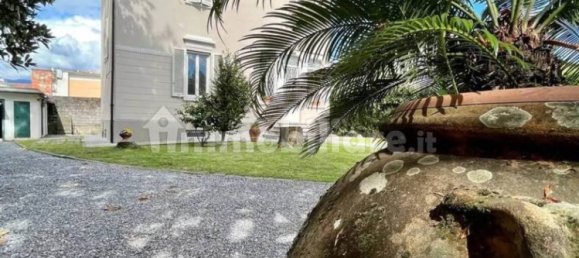 Villa T10 em Lucca, Italy N.º 97586 5