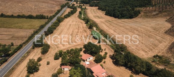 5 bedrooms Villa in Manciano, Italy No. 68722 2