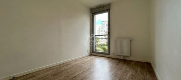 2 bedrooms Apartment in Carrieres-sous-Poissy, France No. 143543 8