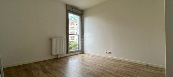 2 bedrooms Apartment in Carrieres-sous-Poissy, France No. 143543 4