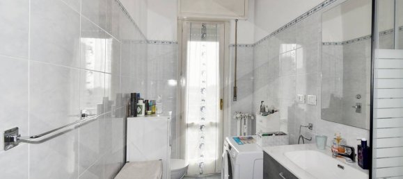 2 rooms Apartment in Monza, Italy No. 34592 8