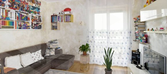 2 rooms Apartment in Monza, Italy No. 34592 2