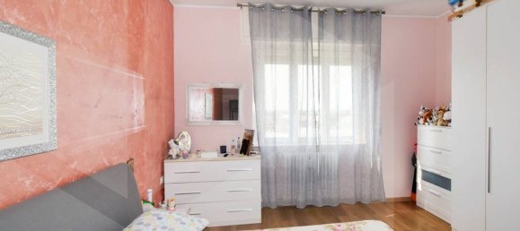 2 rooms Apartment in Monza, Italy No. 34592 5