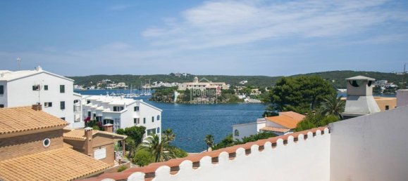 3 غرف نوم شقة في Es Castell, Spain رقم 5420 2