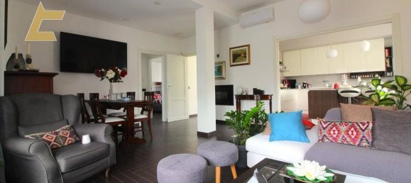 Вилла с 2 спальнями в Травако Сиккомарио, Италия № 72246 3