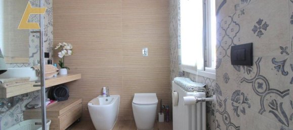 Вилла с 2 спальнями в Травако Сиккомарио, Италия № 72246 14