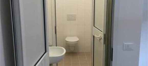 3 rooms Warehouse in Venice, Italy No. 61797 7