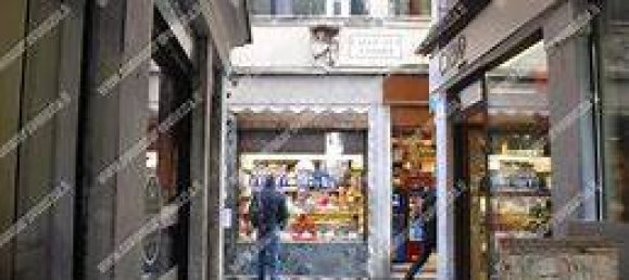 3 rooms Warehouse in Venice, Italy No. 61797 35