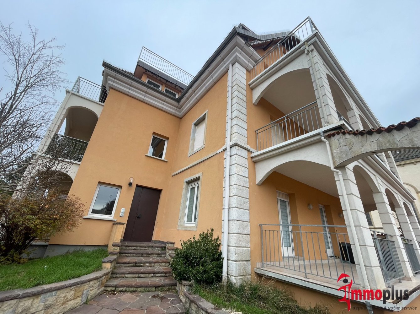 517m² Building in Werentzhouse, France No. 214144