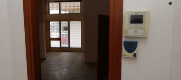 3 rooms Commercial property in Busto Arsizio, Italy No. 192473 18