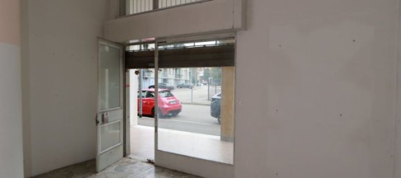3 rooms Commercial property in Busto Arsizio, Italy No. 192473 7