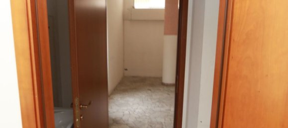 3 rooms Commercial property in Busto Arsizio, Italy No. 192473 16
