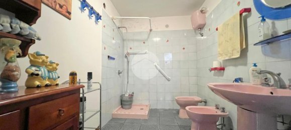 3 Schlafzimmer Villa in Castel Sant'Elia, Italy, Nr. 352998 32