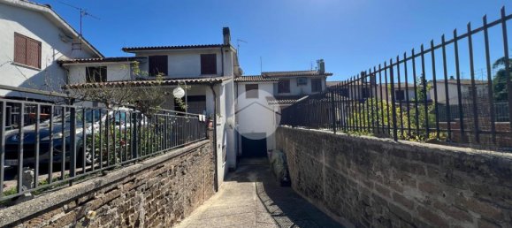 3 Schlafzimmer Villa in Castel Sant'Elia, Italy, Nr. 352998 6