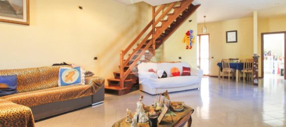 3 Schlafzimmer Villa in Castel Sant'Elia, Italy, Nr. 352998 12