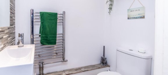 3 Schlafzimmer Haus in East Grinstead, United Kingdom, Nr. 10655 8