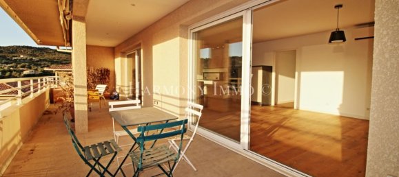 3 chambres Appartement à Pietrosella, France No. 224246 3