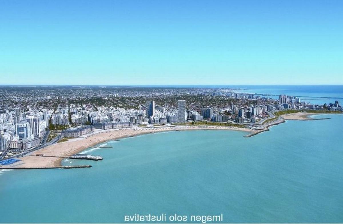 Apartamento de 2 dormitorios en Mar del Plata, Argentina No. 77963