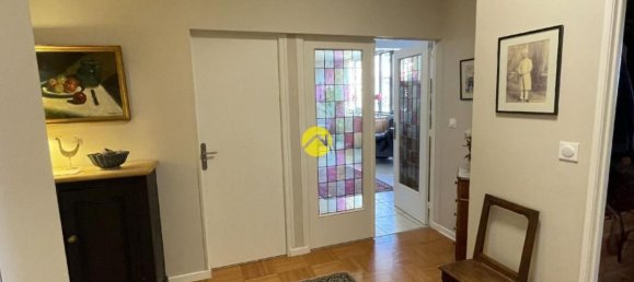 2 bedrooms Apartment in Bourges, France No. 277723 7