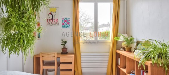 Apartamento de 2 dormitorios en Le Vesinet, France No. 131188 12