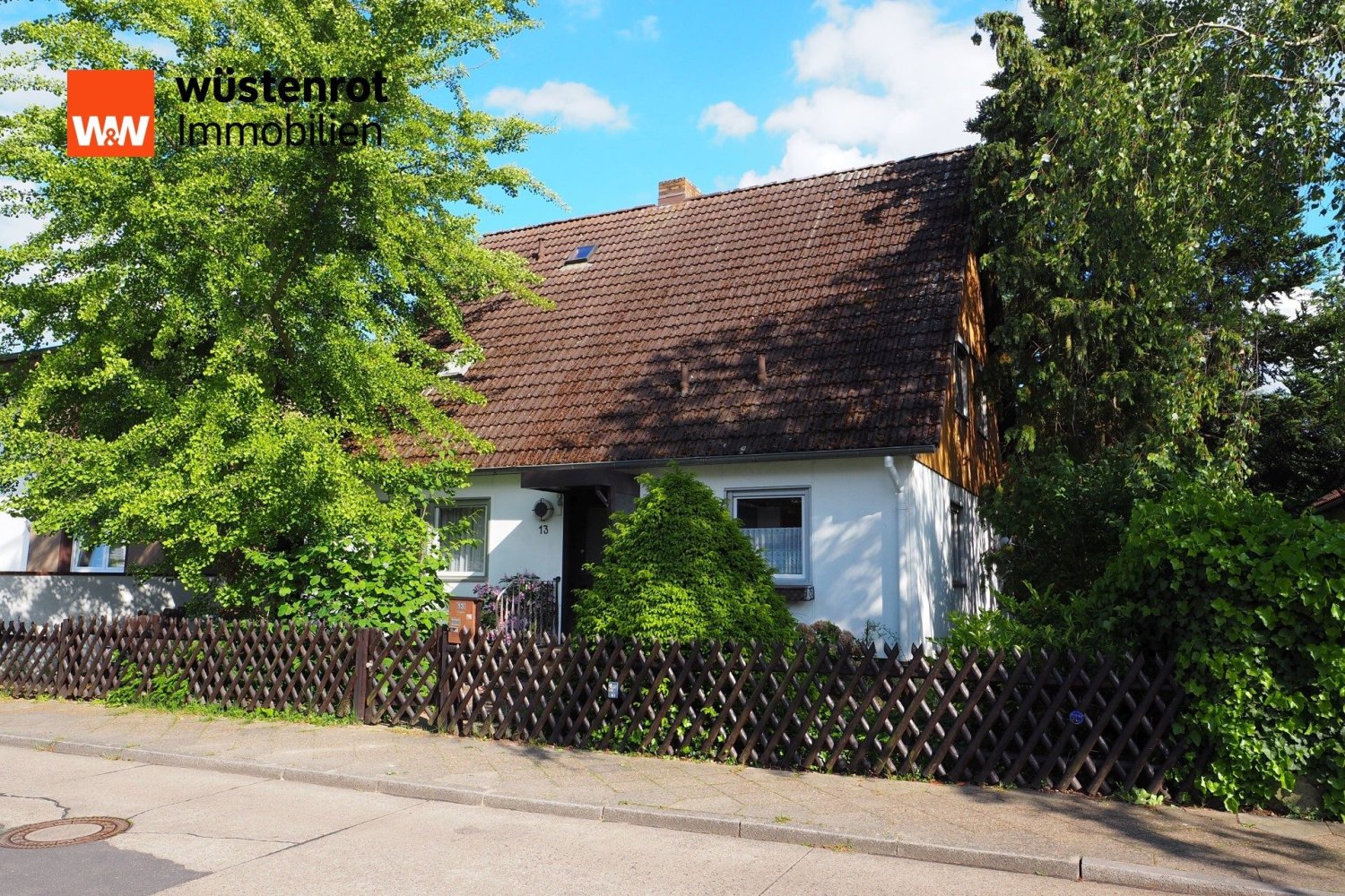5 rooms House in Buckow, Germany No. 265990