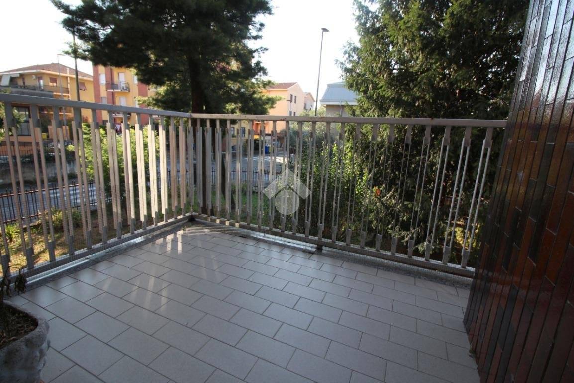 Apartamento T3 em Rho, Italy N.º 282310