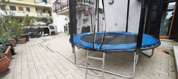 3 rooms Apartment in Rome, Italy No. 28783 14