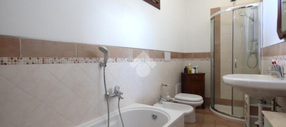 Дом с 2 спальнями в Бардзано, Италия № 353071 15