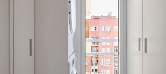 2 bedrooms Apartment in Madrid, Spain No. 235395 14