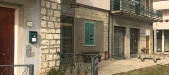 421m² Warehouse in Arezzo, Italy No. 340848 4