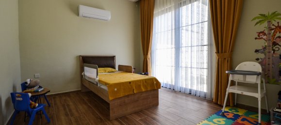 Villa 3+1 à Kargicak, Turkey No. 17865 11