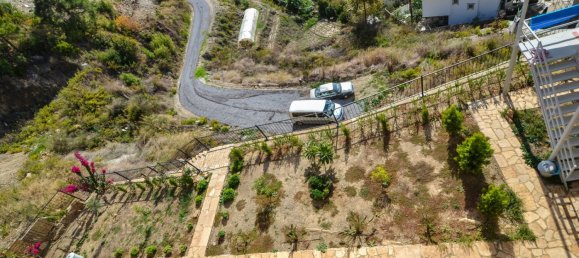 Villa 3+1 à Kargicak, Turkey No. 17865 12