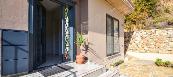 Villa 3+1 à Kargicak, Turkey No. 17865 13