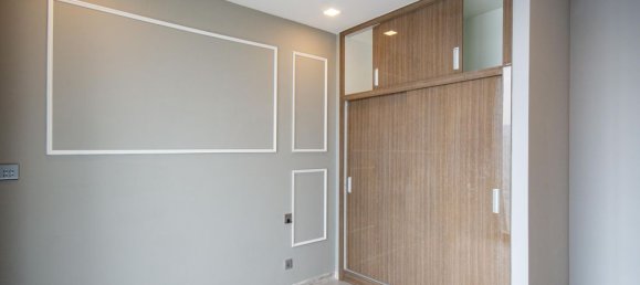 2 rooms Office in District 1, Vietnam No. 18033 3