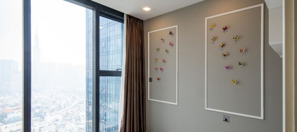 2 rooms Office in District 1, Vietnam No. 18033 6