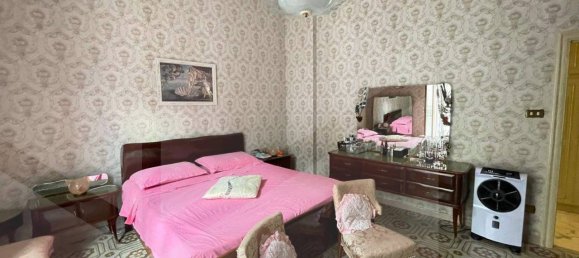 Квартира с 4 комнатами в Манфредония, Италия № 25970 87