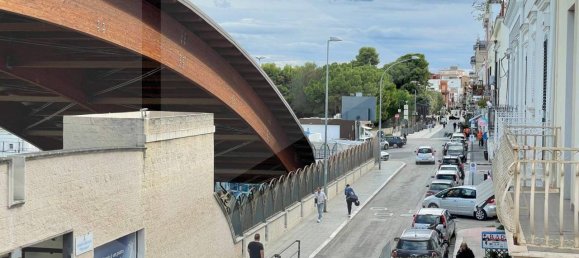 Квартира с 4 комнатами в Манфредония, Италия № 25970 48