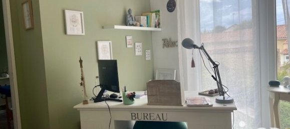 5 bedrooms House in Neuville-de-Poitou, France No. 341954 14